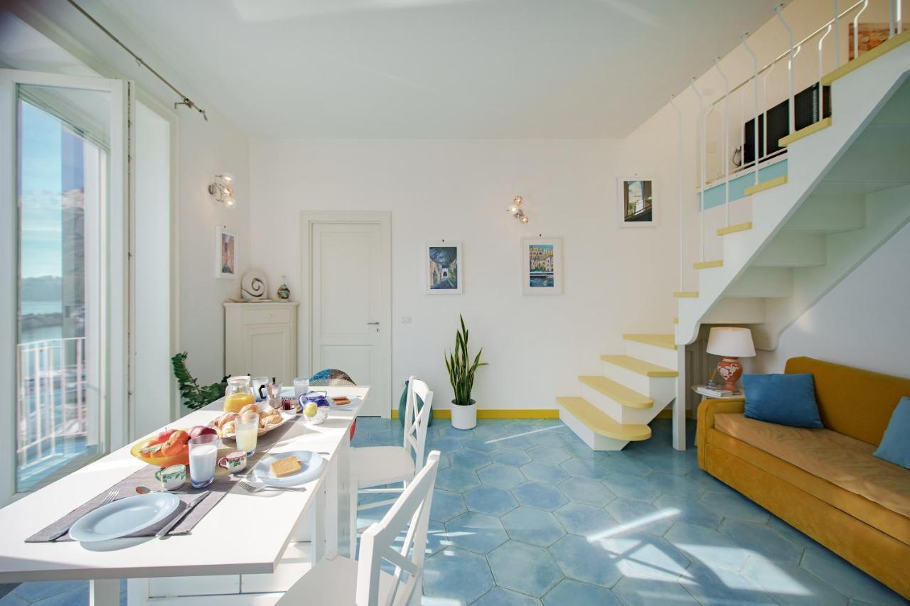 Corricella Exclusive Loft - Gioia Apartments Прочида Екстериор снимка